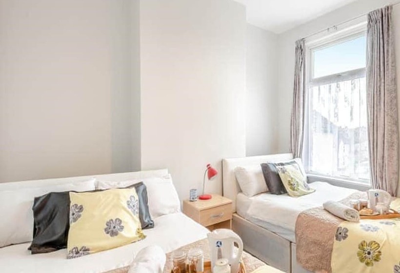 펜션 Travellers Choice