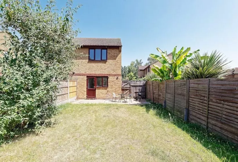 レジデンス Lovely 2 Bed House In Kent Parking Available