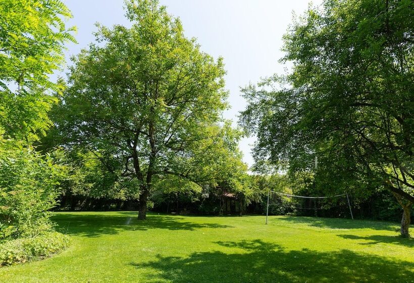 استراحتگاه Ecohotel Imenieto