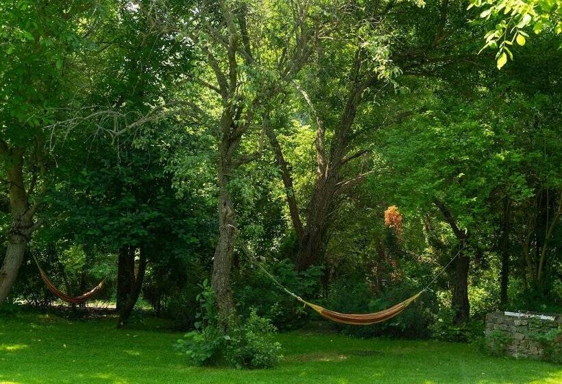 استراحتگاه Ecohotel Imenieto