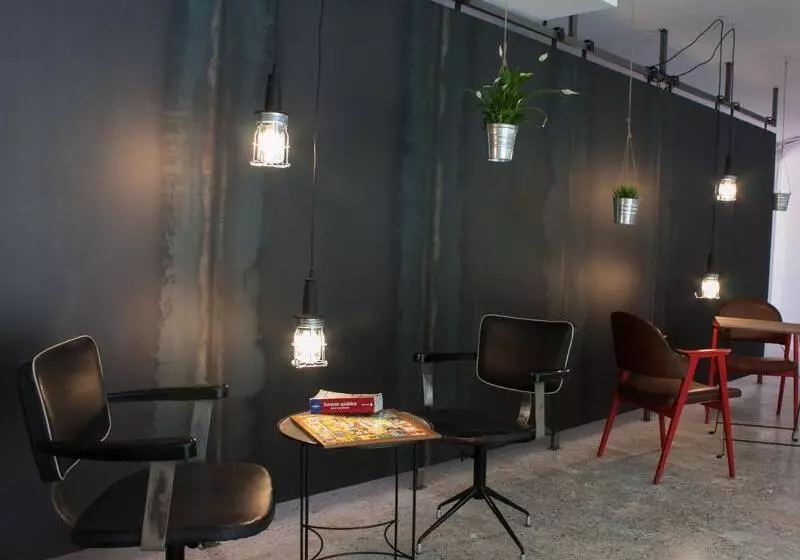 هاستل Casa Jam Barcelona