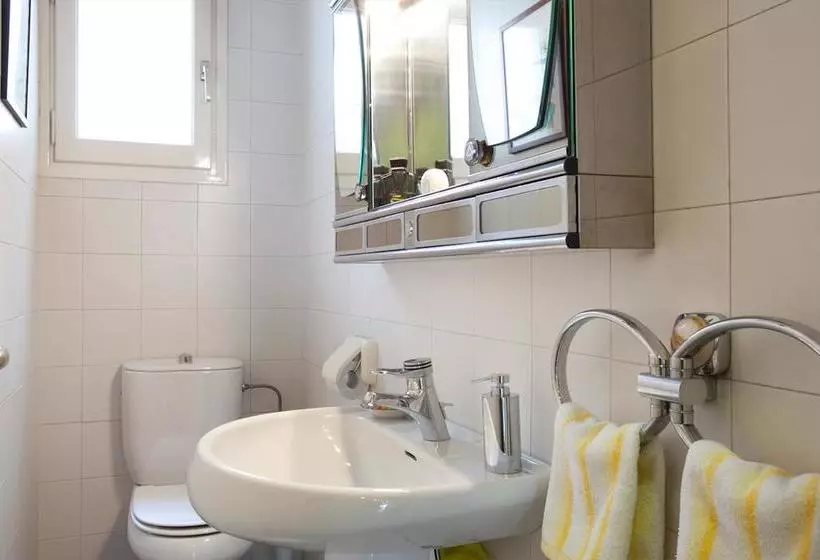 Can Mora B&b
