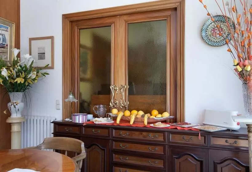 Can Mora B&b