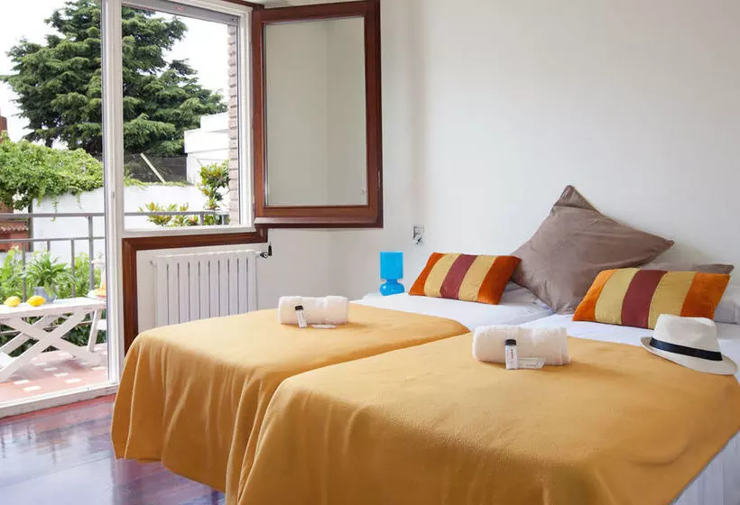 Can Mora B&b