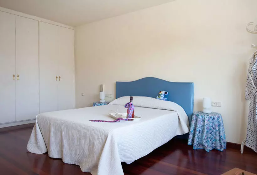 Can Mora B&b