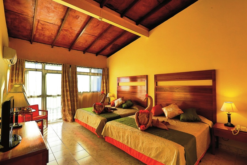 Otel Bravo Villa Coral