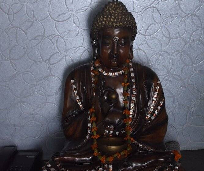 فندق Corporate Inn