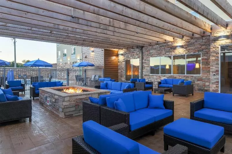 ホテル Fairfield Inn & Suites By Marriott Alexandria