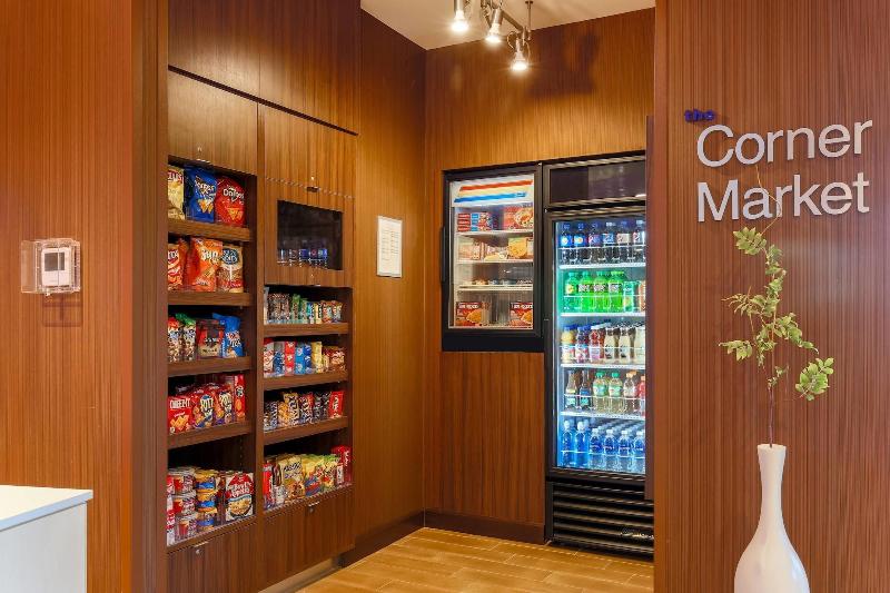 فندق Fairfield Inn & Suites By Marriott Alexandria