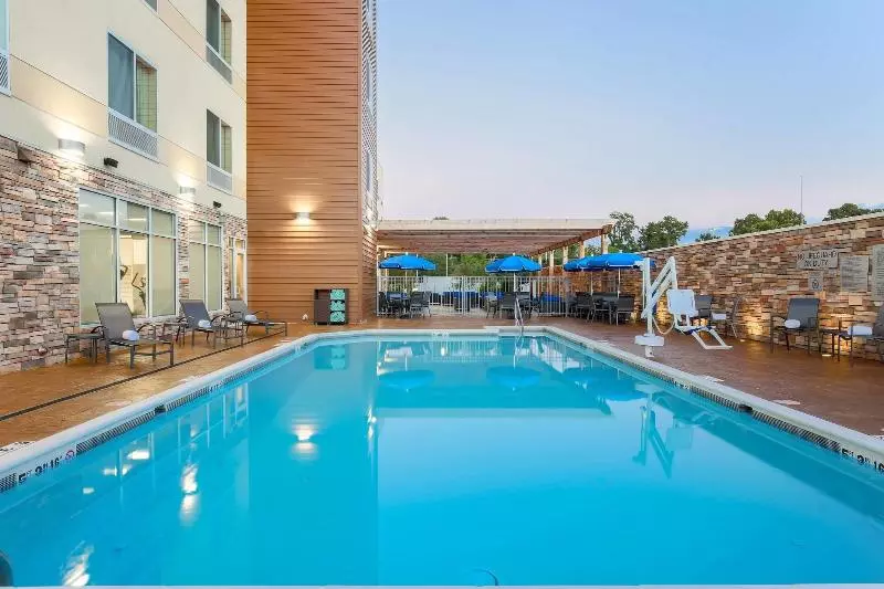 ホテル Fairfield Inn & Suites By Marriott Alexandria