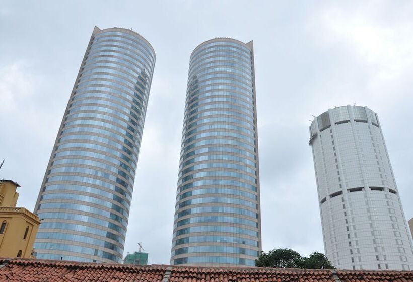 בית מלון כפרי Fairway Colombo