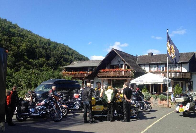 בית מלון כפרי Forsthaus