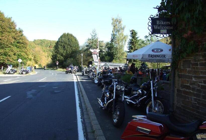 בית מלון כפרי Forsthaus