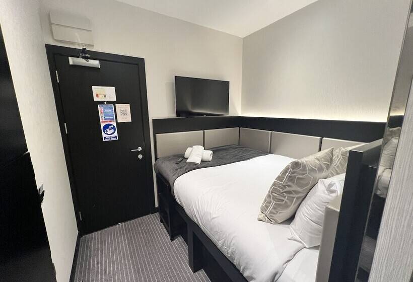 هتل Great St Helen