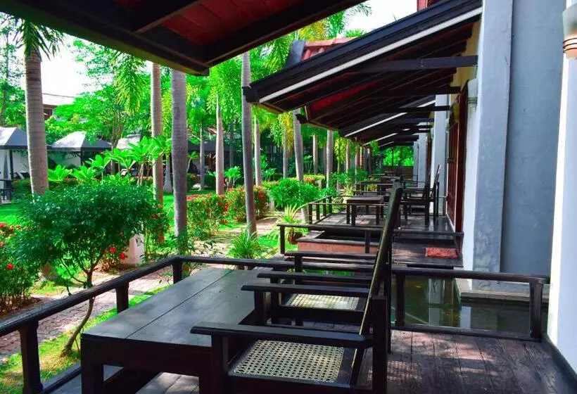 Hotelli Green Garden