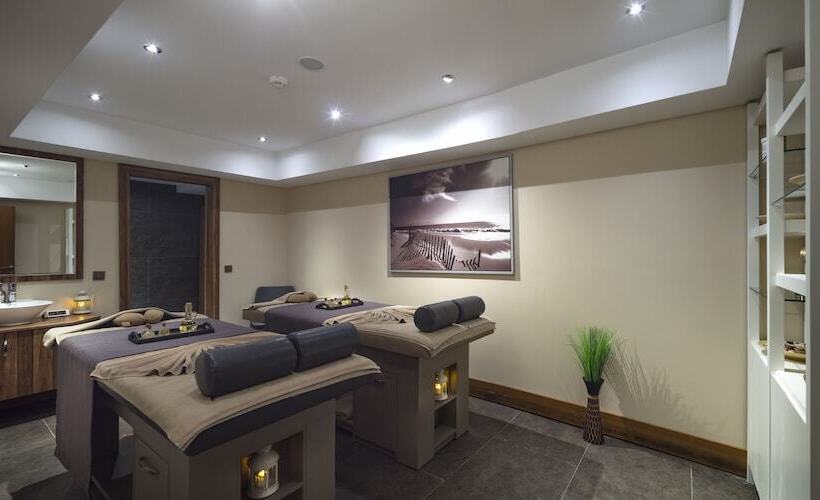 Hotel Holiday Inn Istanbul   Tuzla Bay, An Ihg