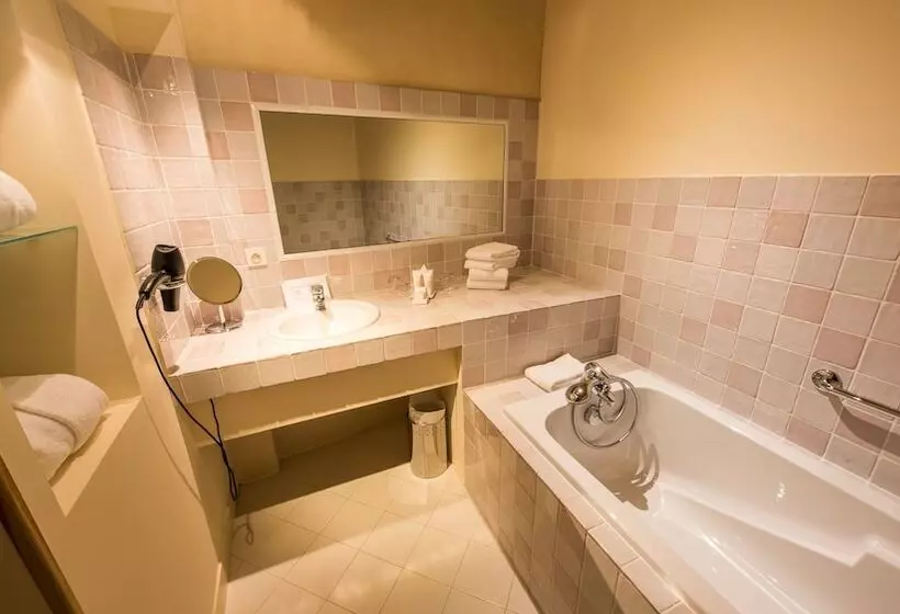 ホテル Le Champ Des Oiseaux Hôtel & Spa