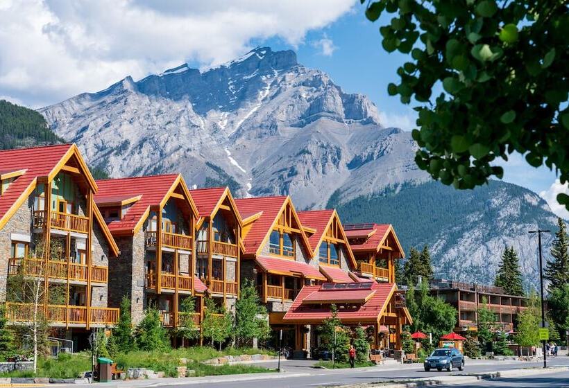 Moose Hotel And Suites