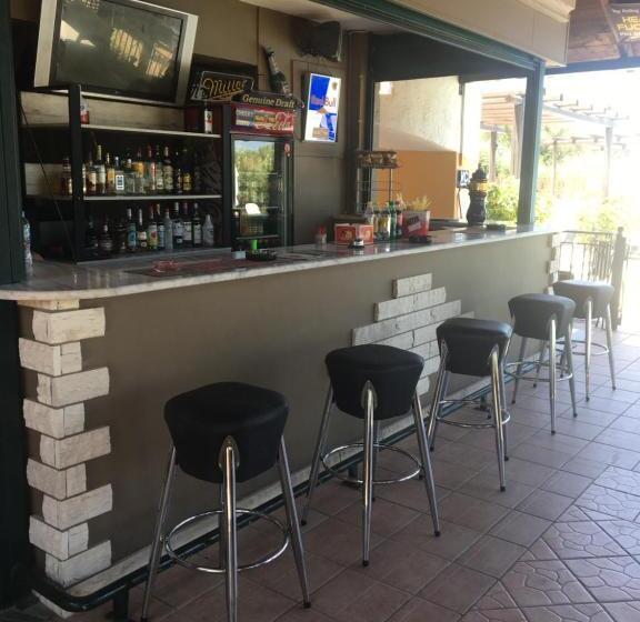 בית מלון כפרי Nikos Villas