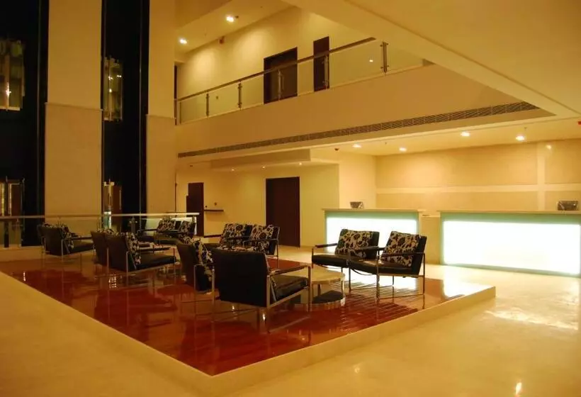 ホテル Royal Park Kakinada