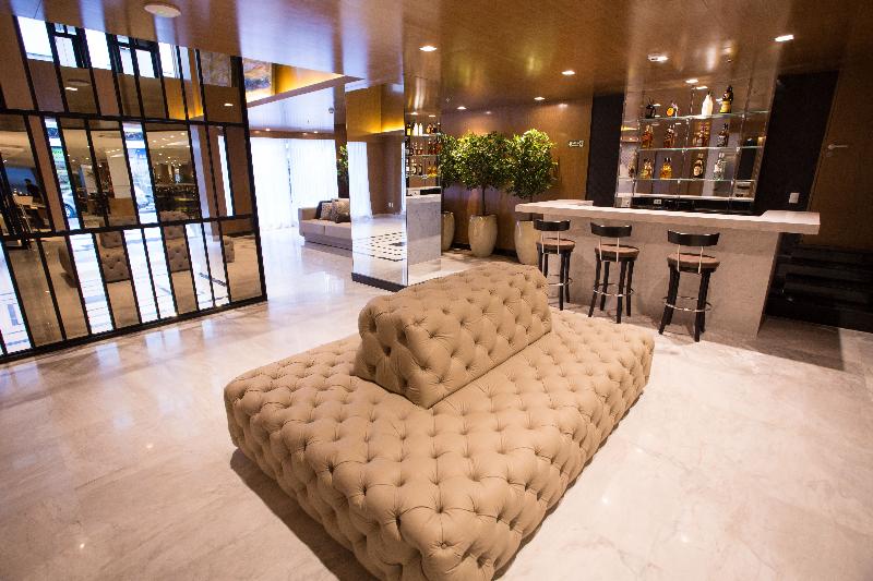 Hotel Royal Regency Palace