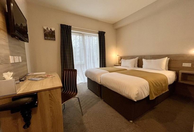 فندق The Lodge At Perth Racecourse