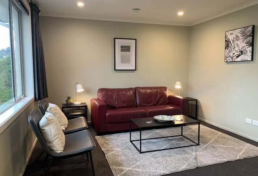March Apartments