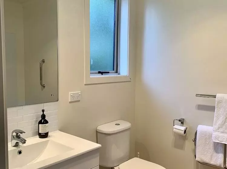 March Apartments