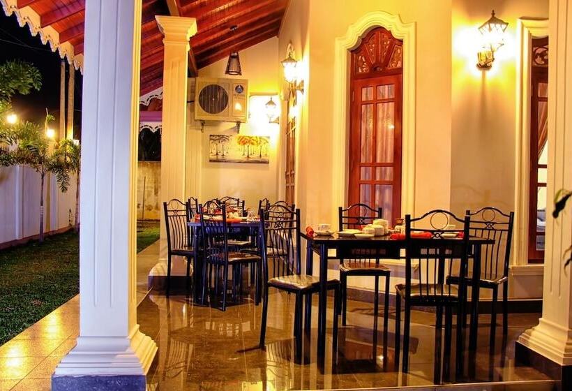 膳宿费 Lovely Villa Negombo