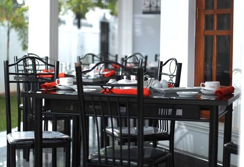 膳宿费 Lovely Villa Negombo