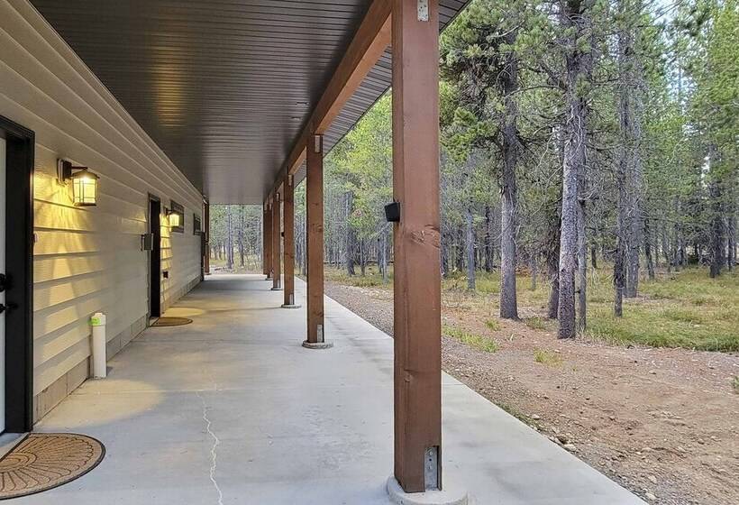 Adventurer S Studio ~ 20 Mi To West Yellowstone!