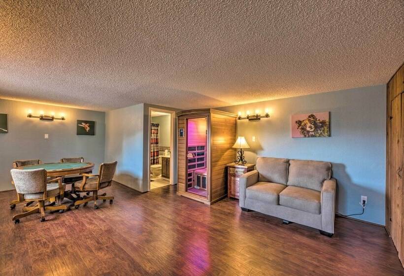 Alto Cabin W/ Stunning Views, Hot Tub + Sauna!