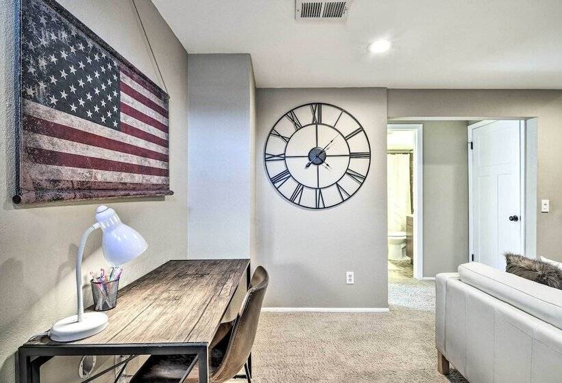 Arvada House W/ Fire Pit & Outdoor Kitchen!