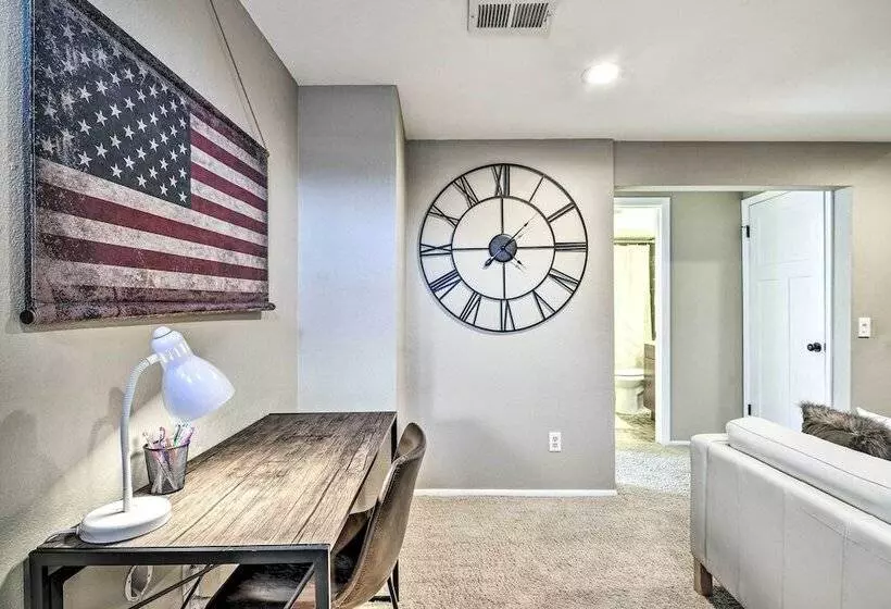 Arvada House W/ Fire Pit & Outdoor Kitchen!