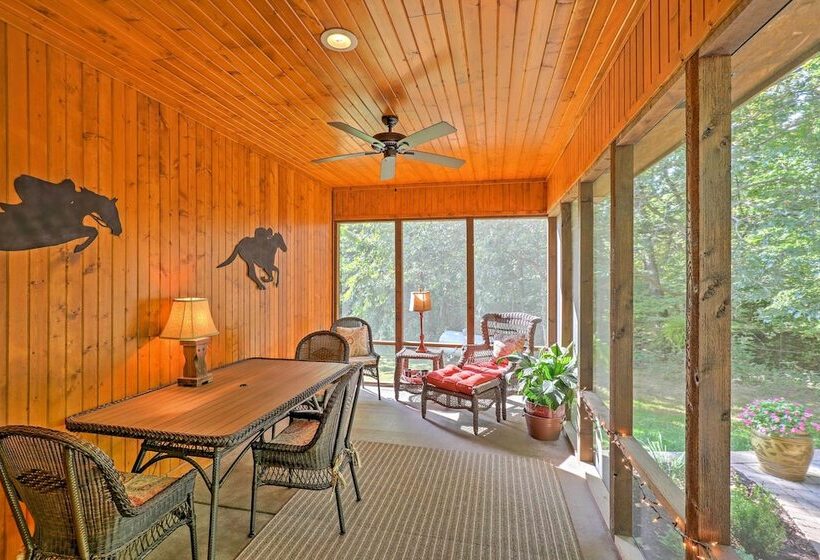 Beautiful Makanda Cabin In Shawnee National Forest