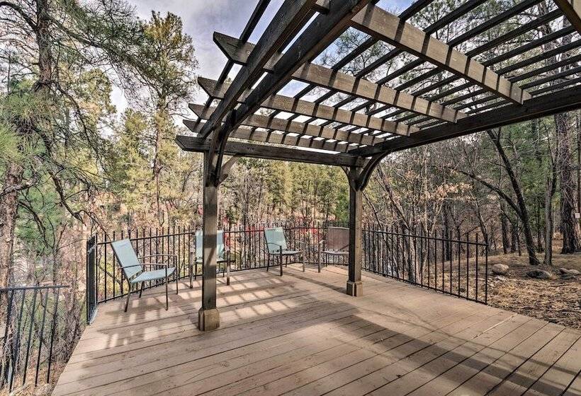 Central Ruidoso Mountain Home W/ Step Free Access!