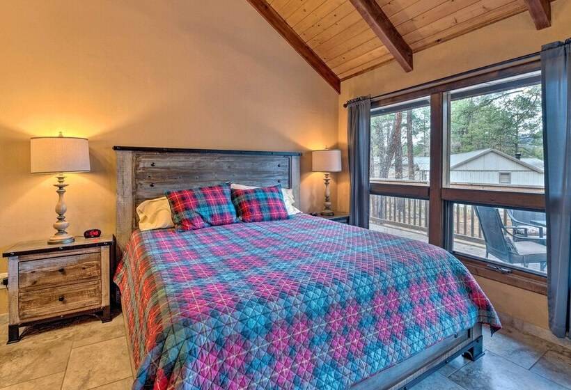 Central Ruidoso Mountain Home W/ Step Free Access!