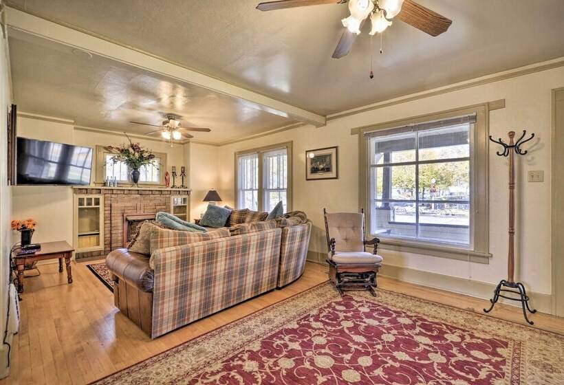 Charming Montana Home W/ Grill: 6 Mi To Lake Elmo!