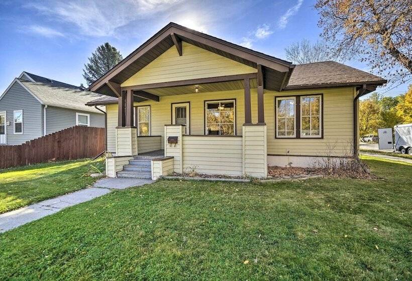 Charming Montana Home W/ Grill: 6 Mi To Lake Elmo!