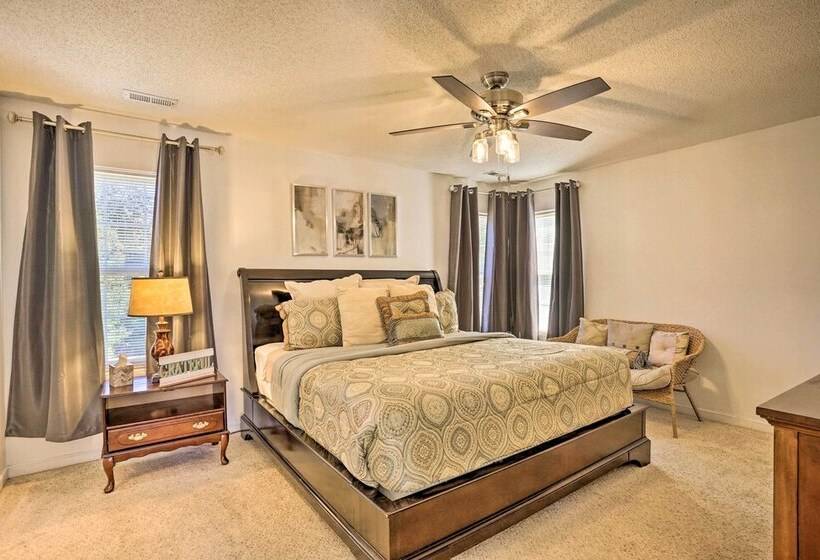 Sandston Home W/ Private Pool ~ 9 Mi To Richmond!