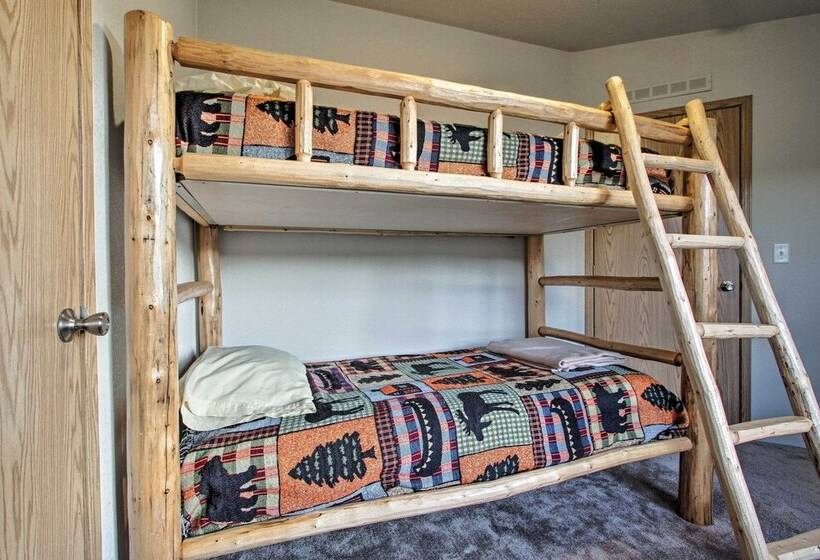 Craig Area Fly Fishing Hot Spot: Walk To River!