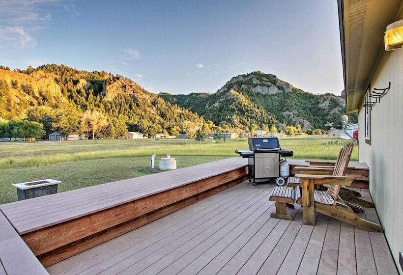 Craig Area Fly Fishing Hot Spot: Walk To River!