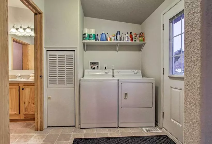 Craig Area Fly Fishing Hot Spot: Walk To River!