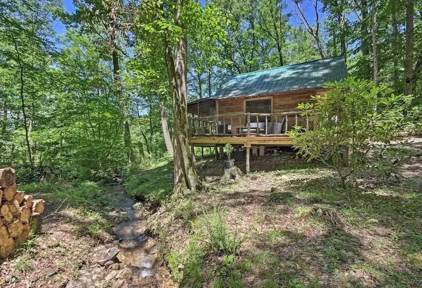 Creekside  Cabin W/ Deck In Pisgah Forest!