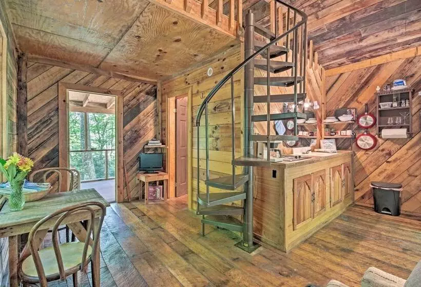 Creekside  Cabin W/ Deck In Pisgah Forest!