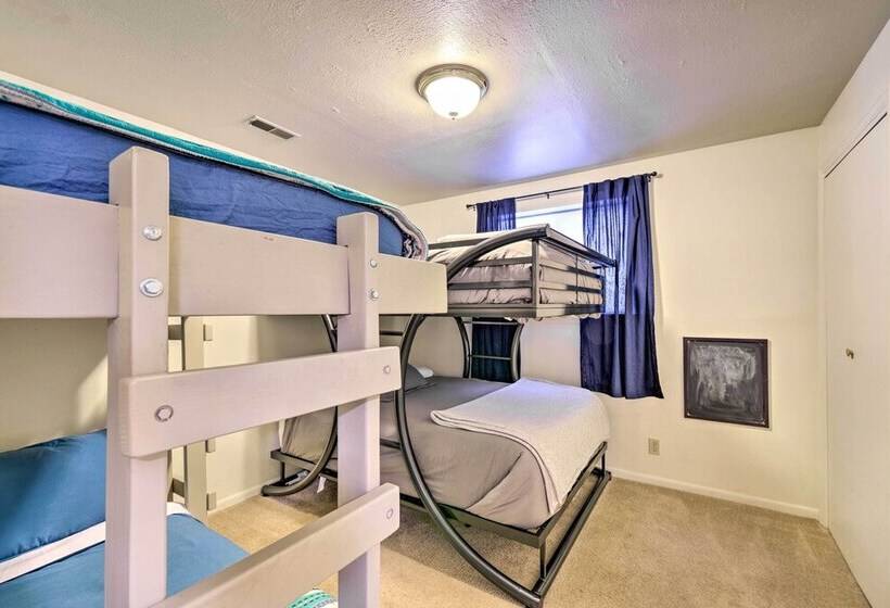 Mccall Retreat W/ Hot Tub   1/2 Mi To Downtown!