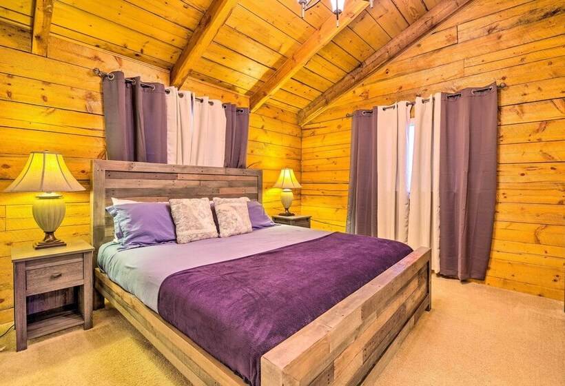 Mccall Retreat W/ Hot Tub   1/2 Mi To Downtown!