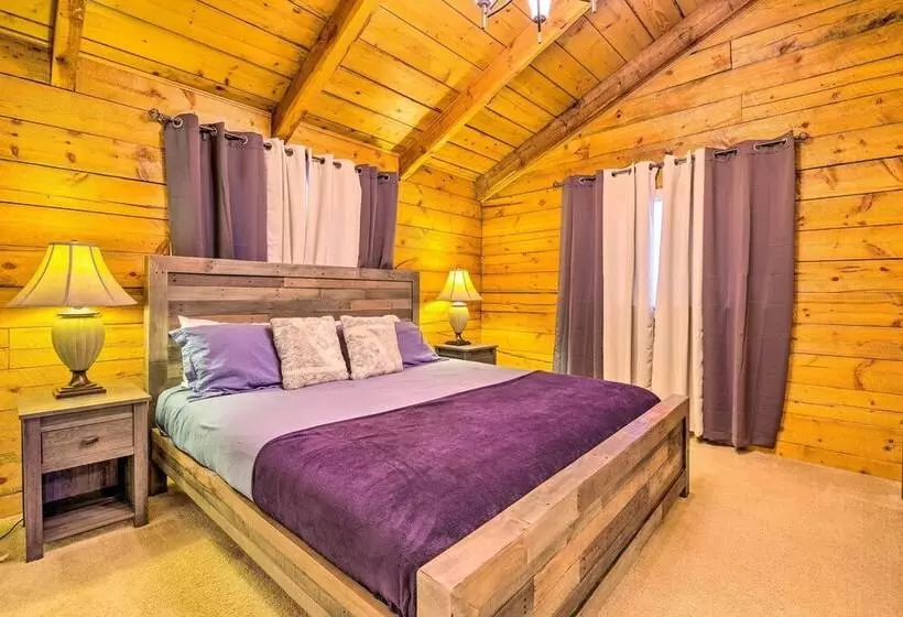 Mccall Retreat W/ Hot Tub   1/2 Mi To Downtown!