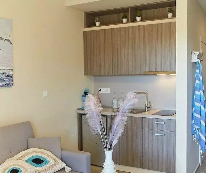 Flamingo View Suites