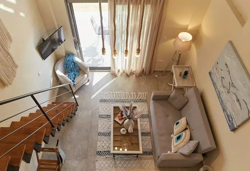 Flamingo View Suites